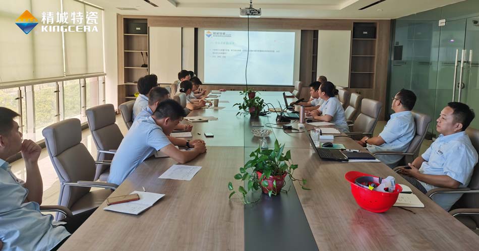 强化专业手艺，，提高服务水平  营销部开展营业手艺培训