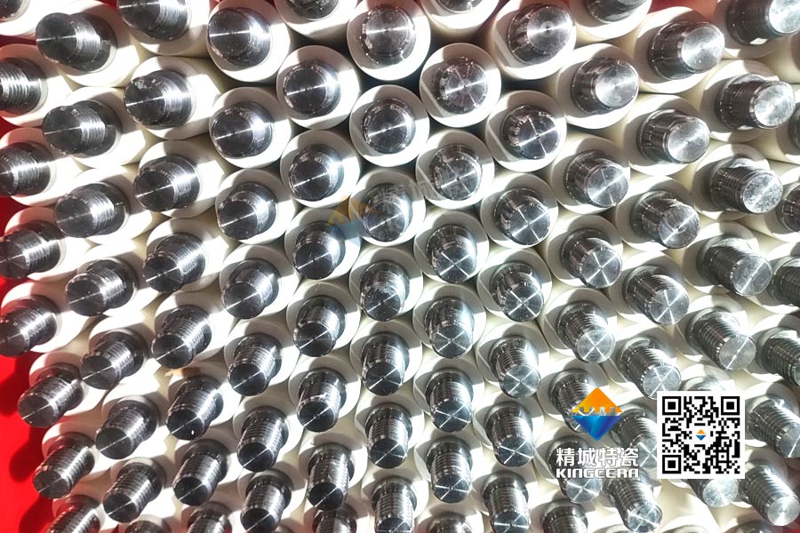 离别金属污染与断裂：纯陶瓷棒钉助力锂电砂磨机棒钉优化升级